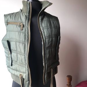 Army green cropped vest